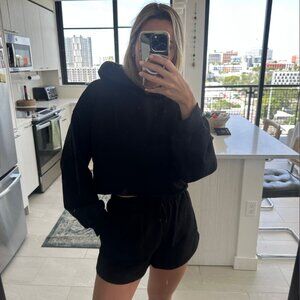 TALENTLESS Women’s Heavyweight Classic Shorts Set